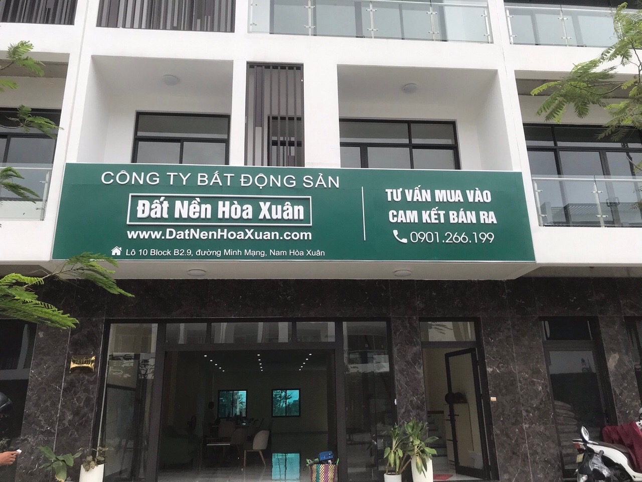 Thi công bảng hiệu hộp đèn chữ nổi Đất nền Hòa Xuân